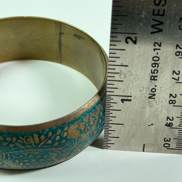 VTG Brass Bangle Bracelet Wide Floral Etched Enamel Turquoise Patina Boho - Picture 7 of 7